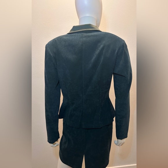 Vintage SCARLETT two-piece forest green dress and blazer. - Picture 6 of 8
